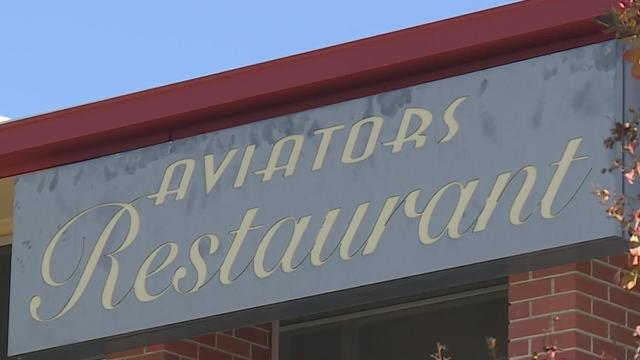 aviators-restaurant.jpg 