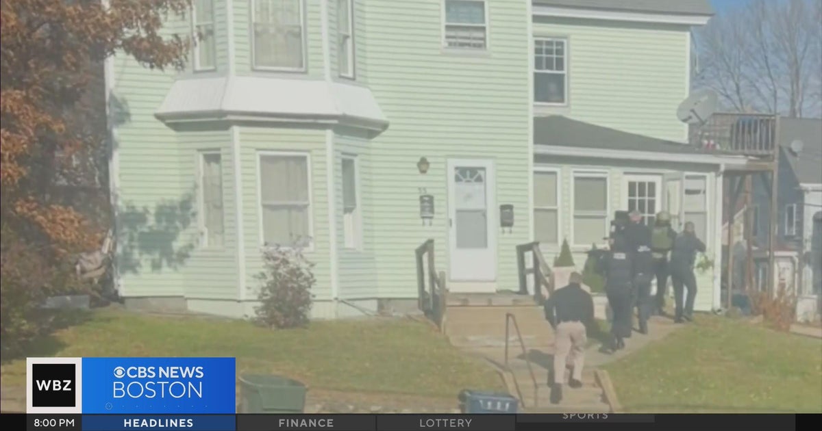 Woman and man found dead in apparent murder-suicide in Marlboro - CBS ...