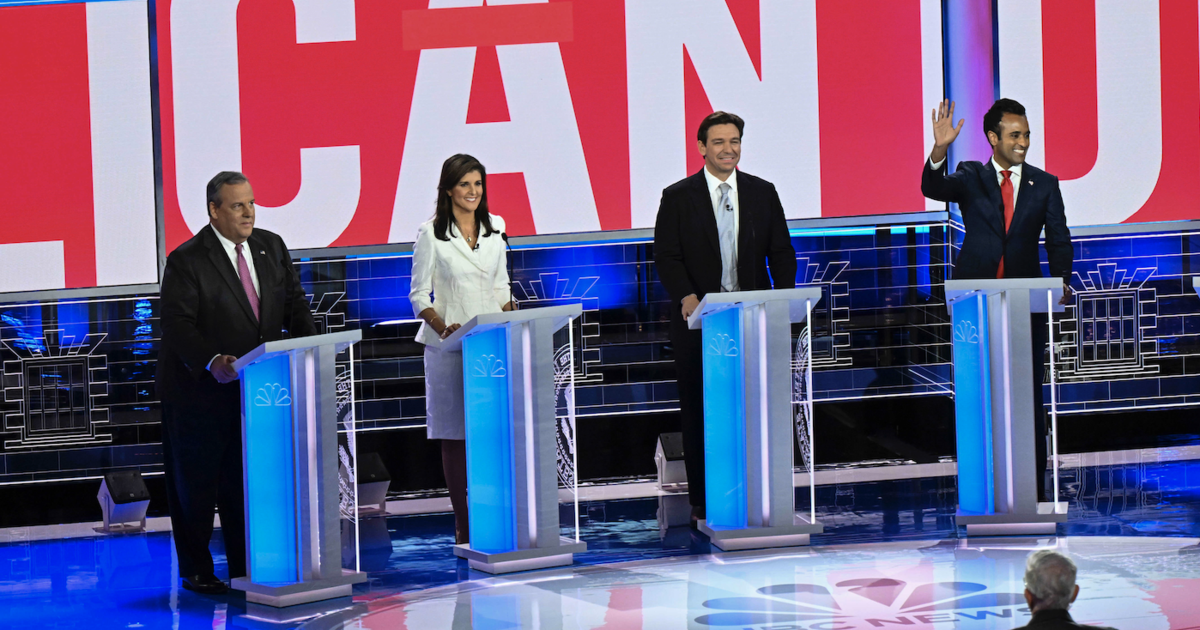 Четирима кандидати на Републиканската партия на сцената днес за четвърти президентски дебат