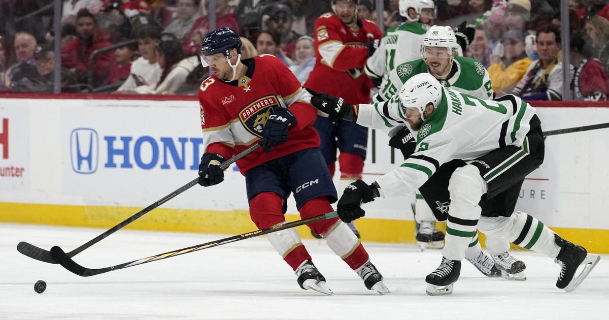 Panthers maintain off Stars 5-4