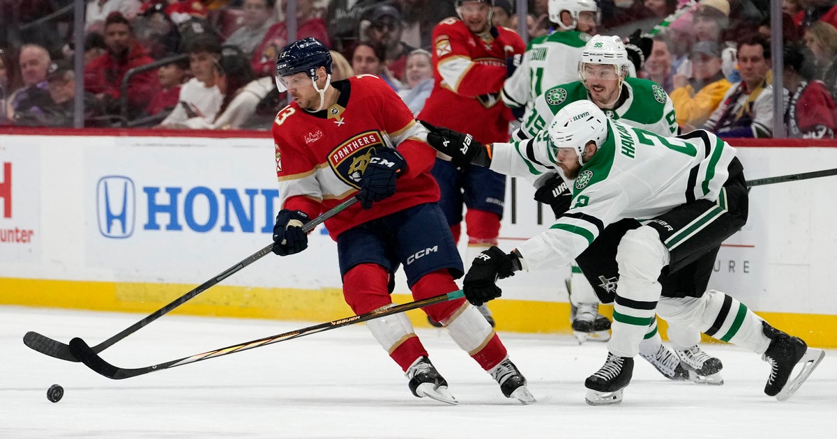 Panthers maintain off Stars 5-4 Panthers maintain off Stars 5-4