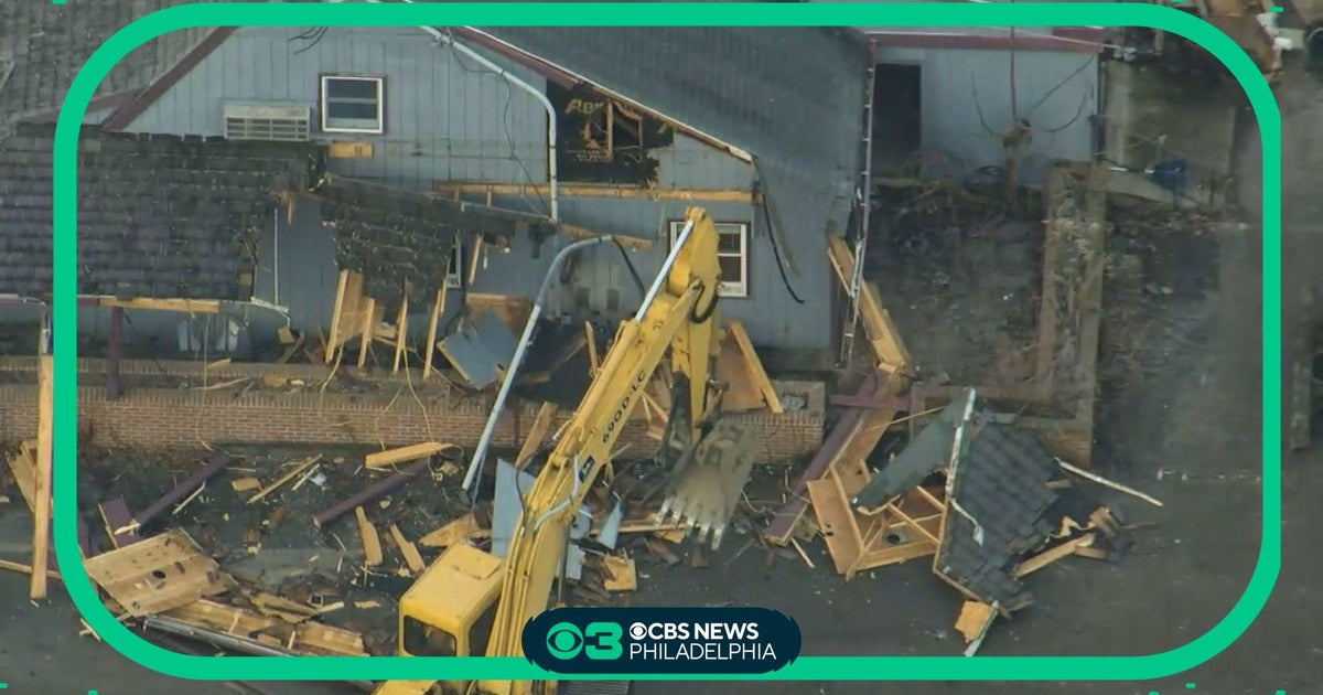 Demolition begins at Hank's Place in Chadds Ford, Pa. CBS Philadelphia