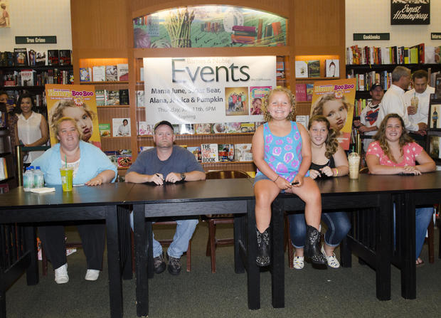 "How to Honey Boo Boo: The Complete Guide" Book Event 