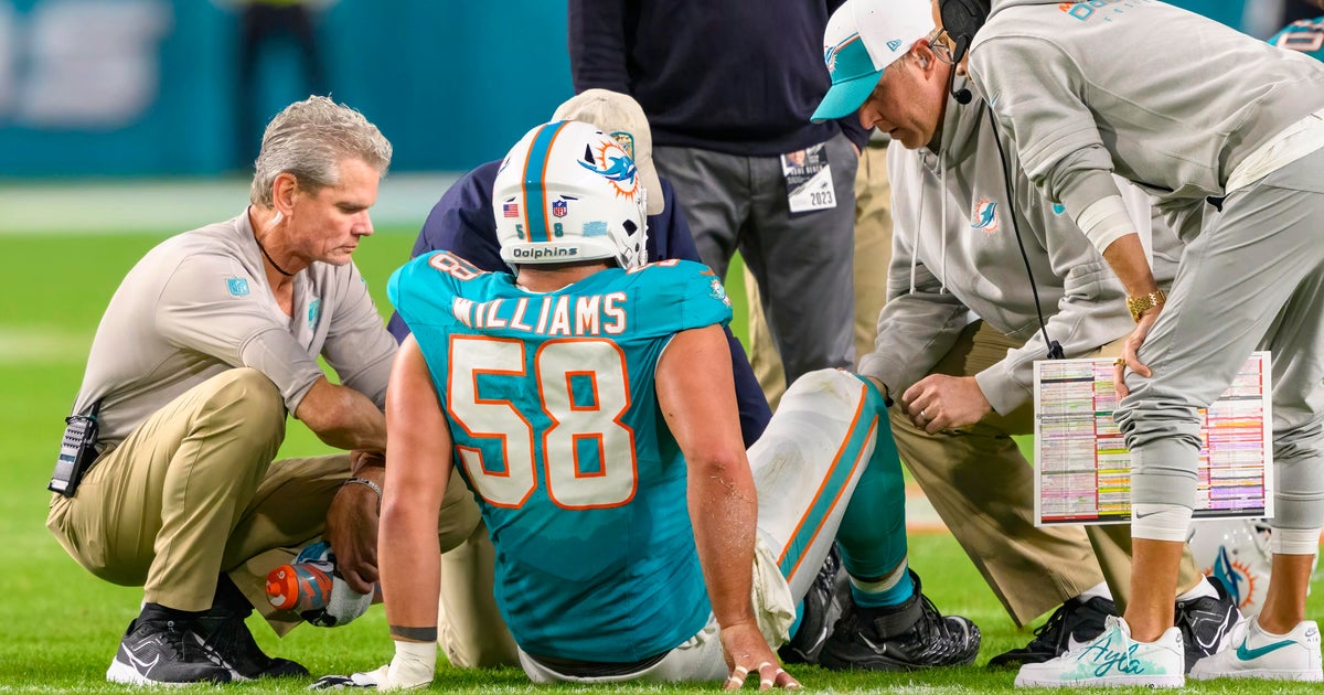 Miami Dolphins spot setting up center Connor Williams on period-ending IR as accidents mount Miami Dolphins spot setting up center Connor Williams on period-ending IR as accidents mount