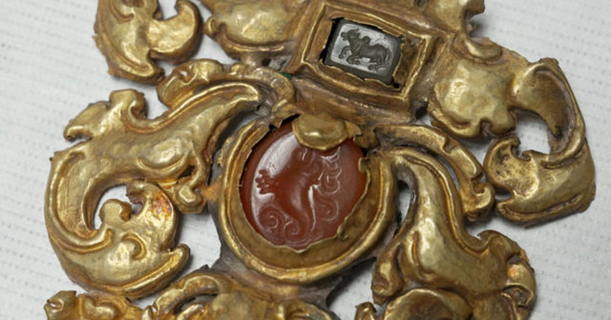 The hunt for Cambodia’s stolen Khmer jewels