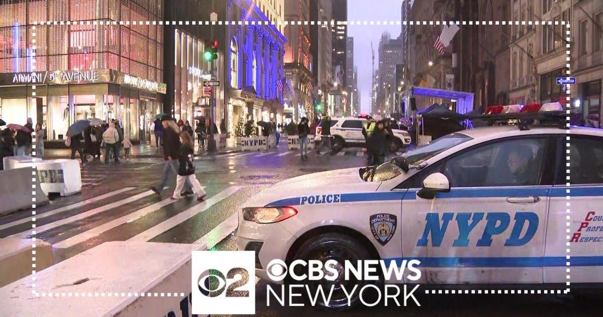 Holiday Open Streets program ends Dec. 17 - CBS New York