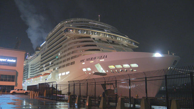 xdraw-boston-cruise-ship-frame-352.jpg 