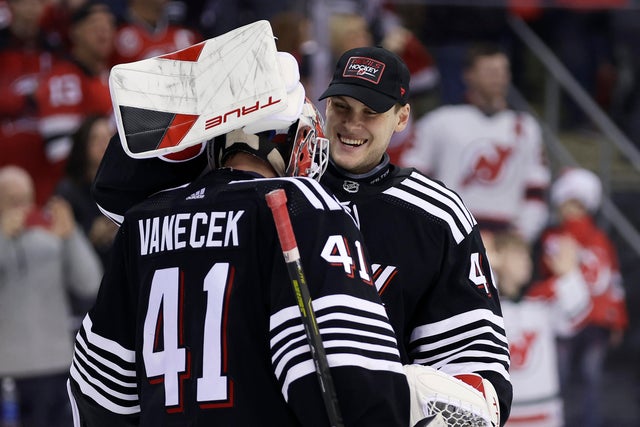 Red Wings Devils Hockey 