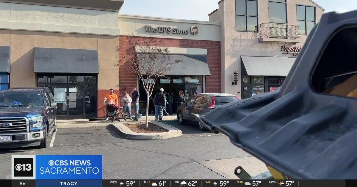 3 injured when car crashes into Sacramento UPS Store
