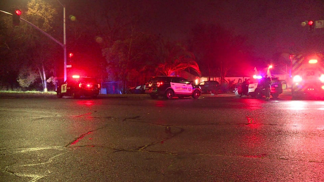 Suspect crashes after leading deputies on chase in North Sacramento ...