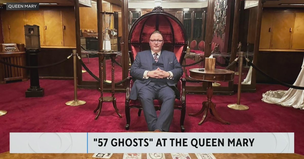 Michael Rangel, host apparitionist talks about his theatrical seance on ...