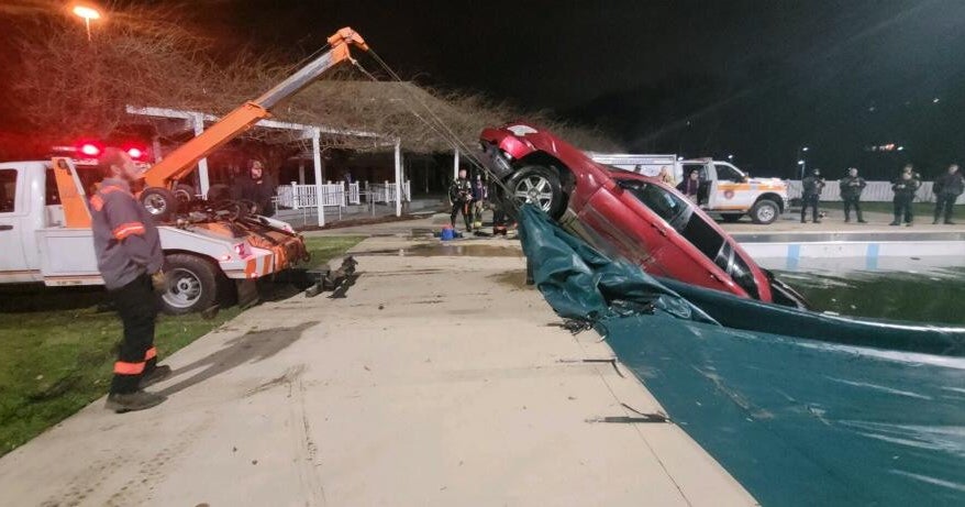Wanted Pittsburgh man arrested after police chase ends with vehicle in ...