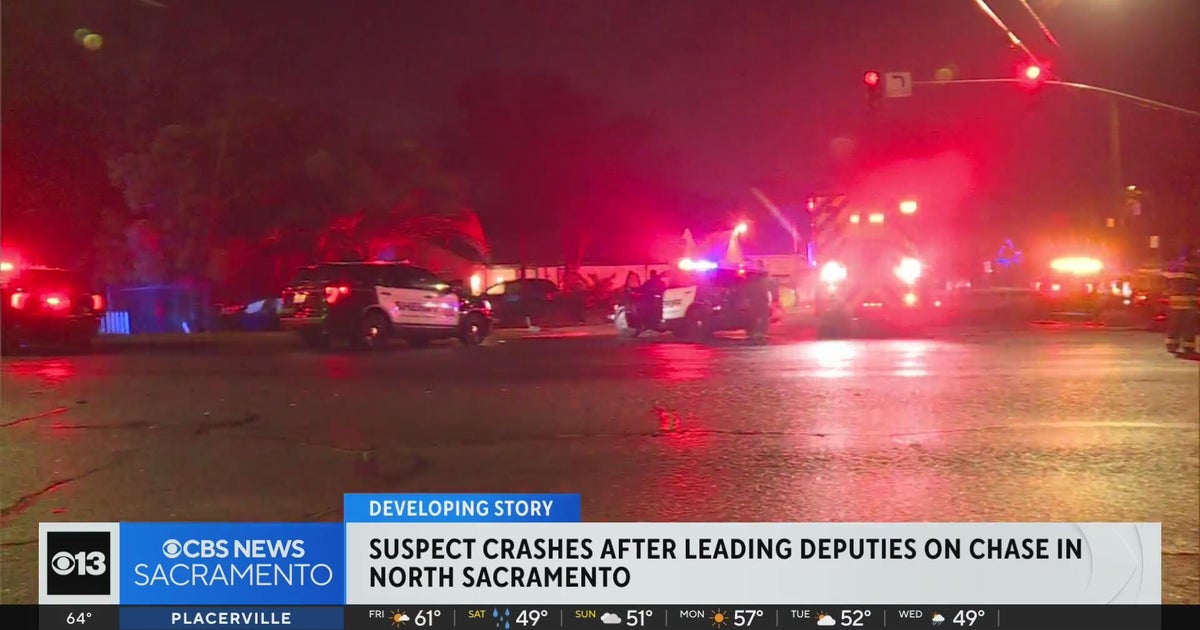 Suspect crashes after leading deputies on chase in North Sacramento ...