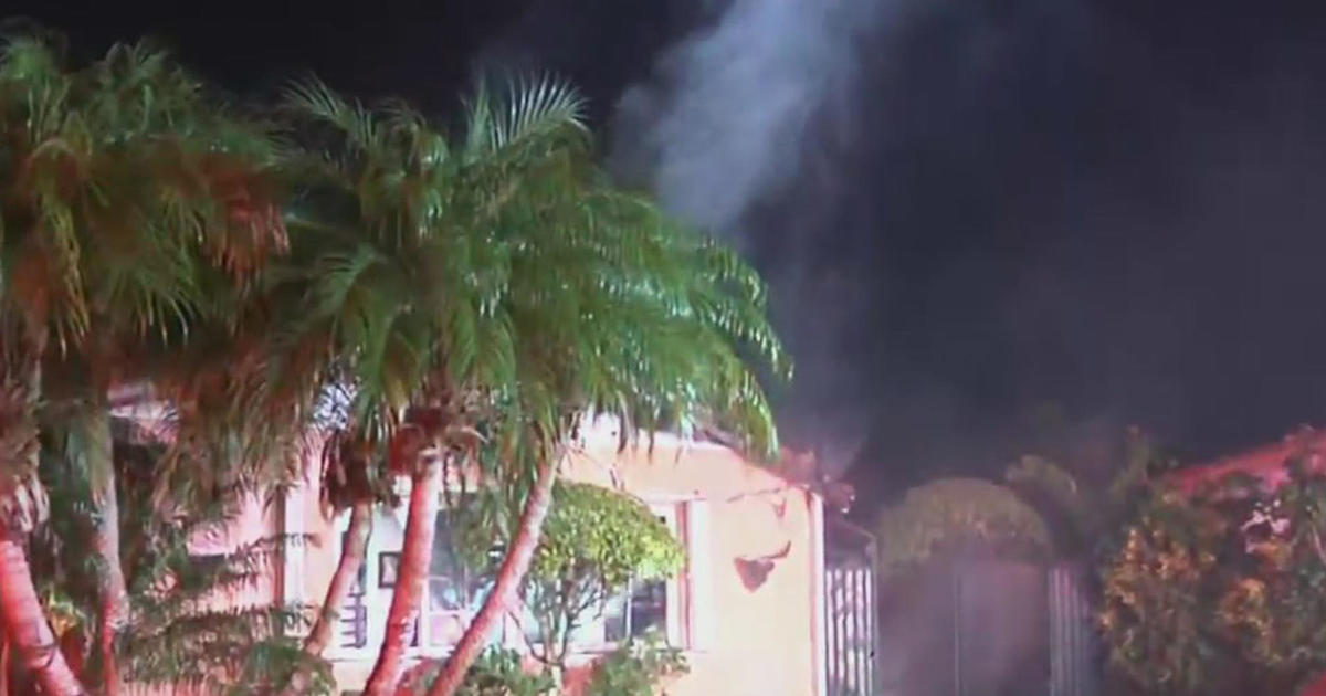 Neighbor saved family members from raging SW Dade residence fireplace