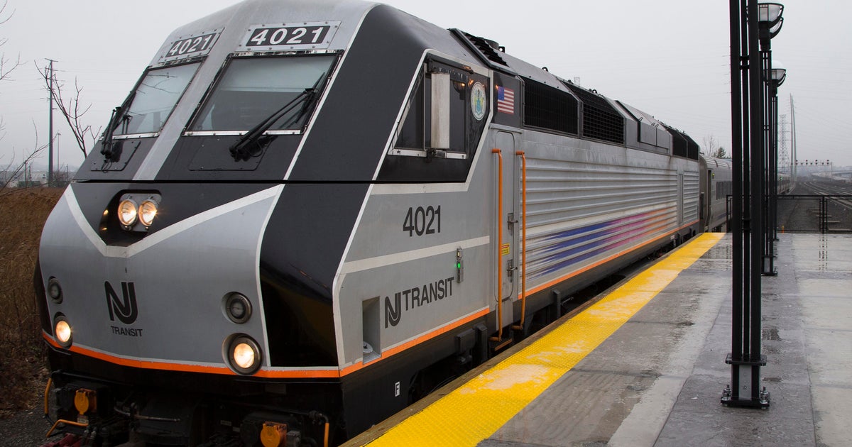 Secaucus mayor cites “loophole” in New York City’s rules as buses start dropping off asylum seekers in New Jersey Secaucus mayor cites “loophole” in New York City’s rules as buses start dropping off asylum seekers in New Jersey