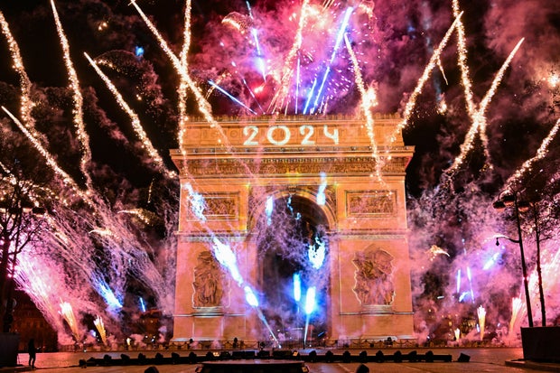 FRANCE-NEW YEAR