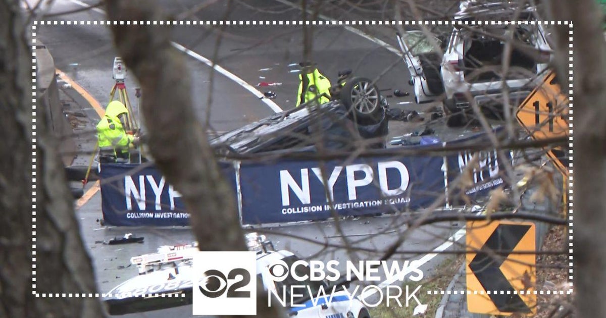 5 killed after 2 vehicles crash on Cross Island Parkway in Queens - CBS ...