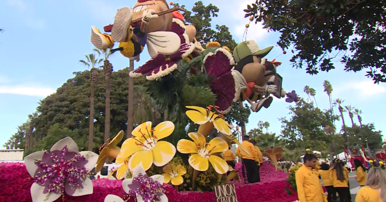 La 135e Rose Parade de Pasadena célèbre le Nouvel An 2024