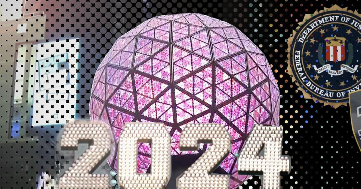 New York City police officers on high alert ahead of New Year's Eve ...