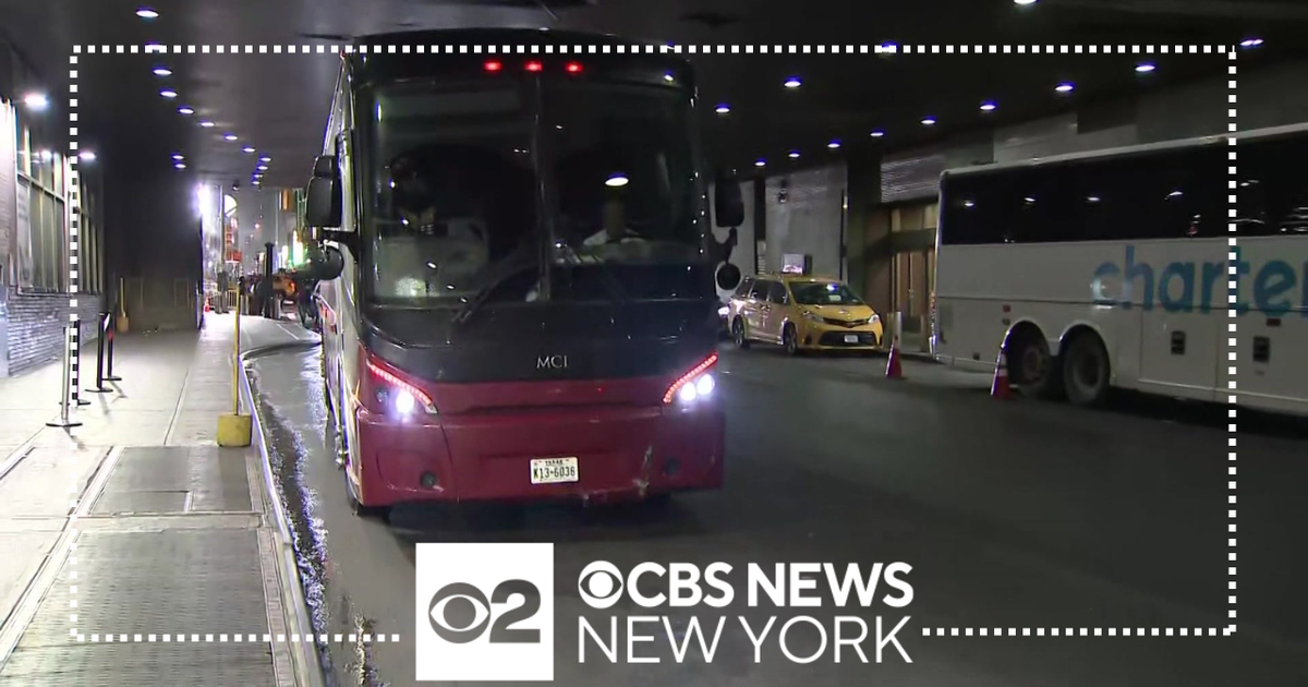 New Jersey now feeling effects of asylum seeker crisis - CBS New York
