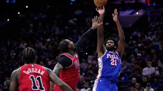 Bulls 76ers Basketball