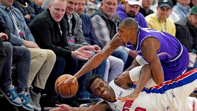 APTOPIX Pistons Jazz Basketball