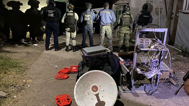 Mexico residents face deaths threats from cartel if they don't pay to use makeshift Wi-Fi narco-antennas