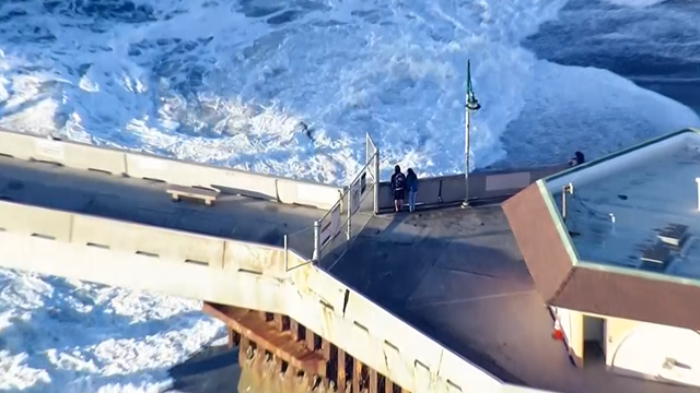 Pacifica Pier closure