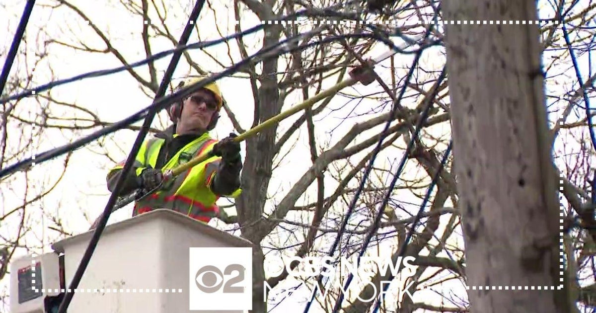 Con Ed brings in 1,000 workers from out of state ahead storm - CBS New York