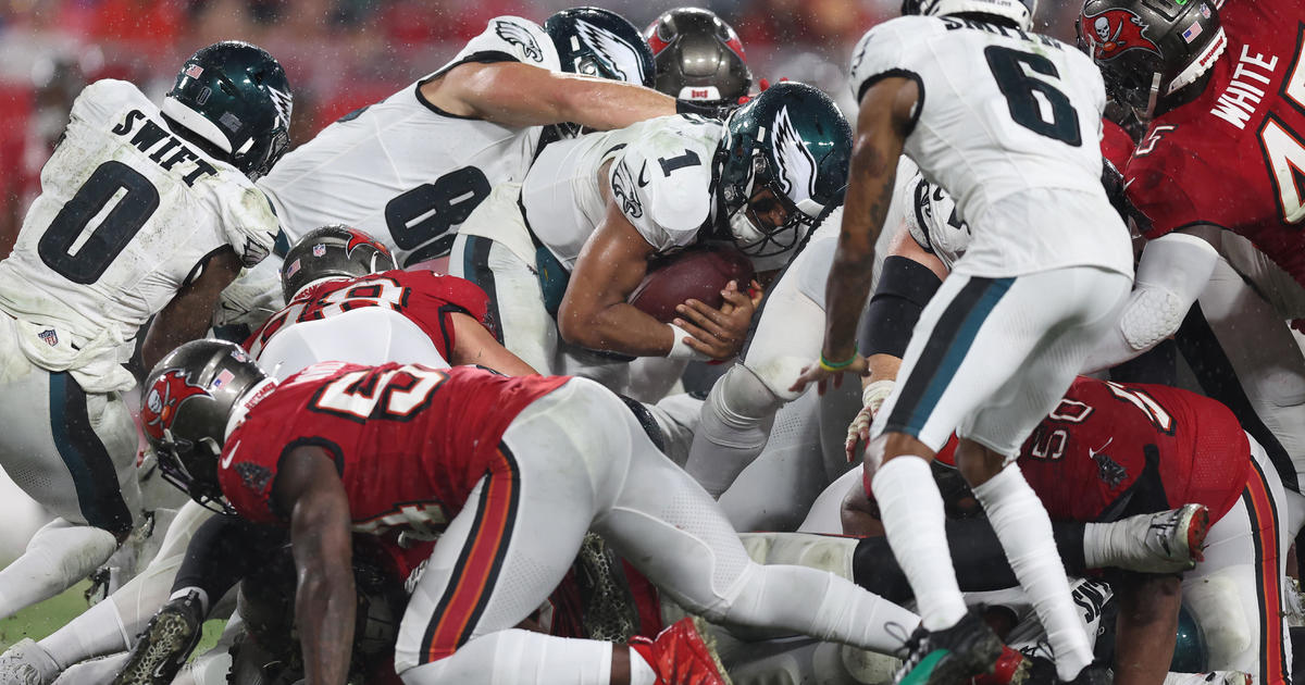 It's Eagles vs. Buccaneers in the NFC Wild Card Round on Monday, January  15th at 8 PM