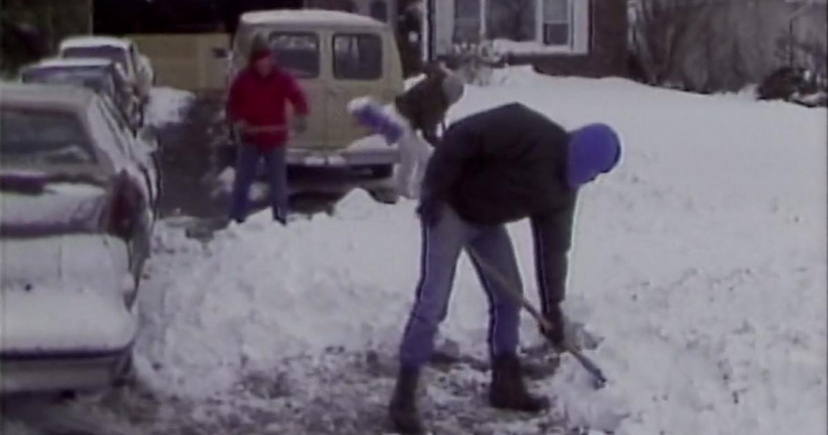 Cbs 2 Vault The Dangers Of Heart Attacks From Shoveling Snow Cbs Chicago