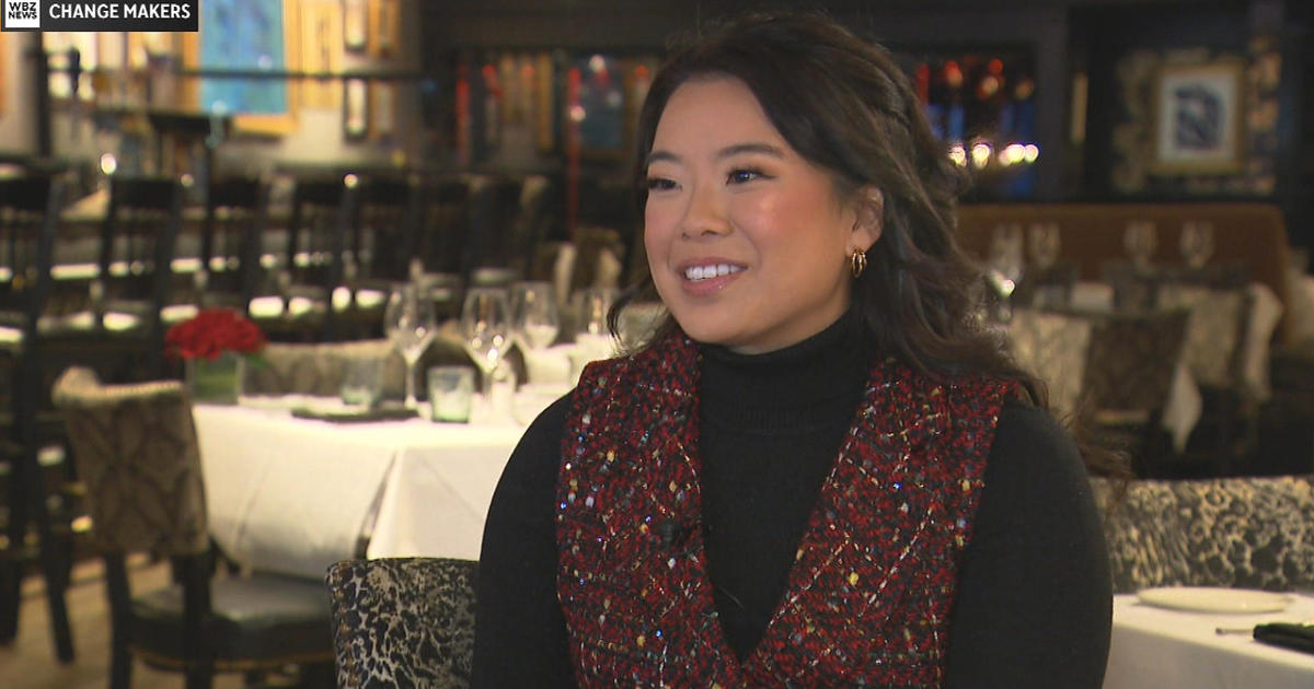“Your Rich BFF”: Vivian Tu is demystifying personal finance to help young people build wealth