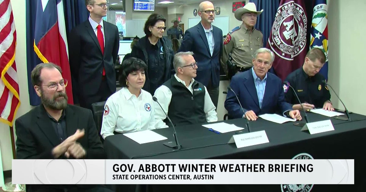Texas officials give update on winter storm preparations - CBS Texas