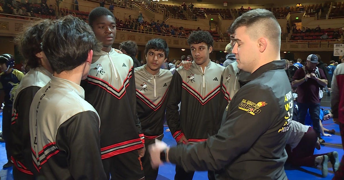 Army athlete headed to Olympic trials trains Sacramento high schoolers