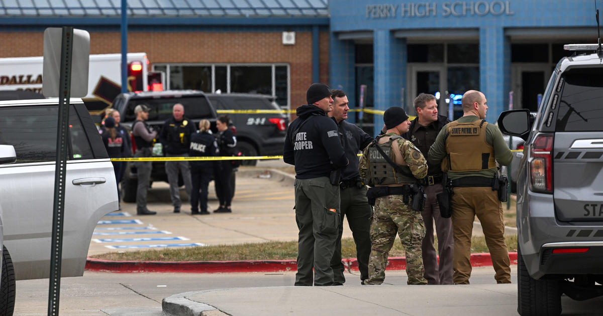 The Perry High School shooter tried to livestream his actions, according to a new report