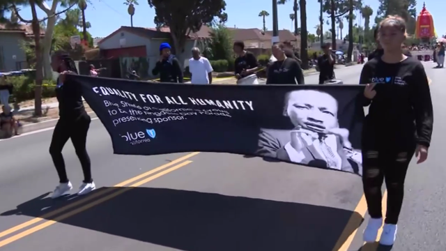 mlk-day-parade.png 