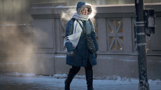 Chicago's Deep Freeze Continues With Single Digit Temperatures 