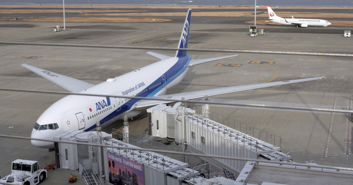 Токио — Самолет на ANA пътуващ за САЩ трябваше да