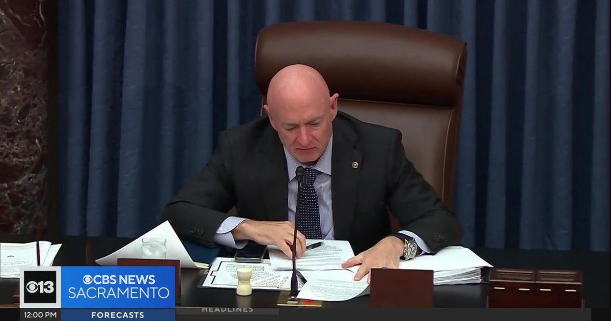 Lawmakers rushing to move short-term spending bill to extend funding until March