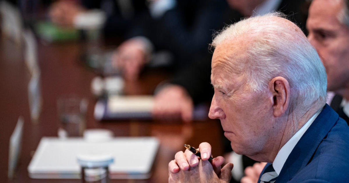 Biden and lawmakers seek path forward on Ukraine aid, border talks with White House meeting
