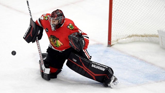 Blackhawks beat Sharks