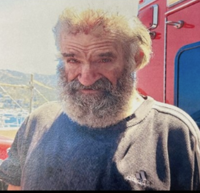 Catalina Island Porn - Deputies search for man last seen on a sailboat right before a storm near Catalina  Island - CBS Los Angeles