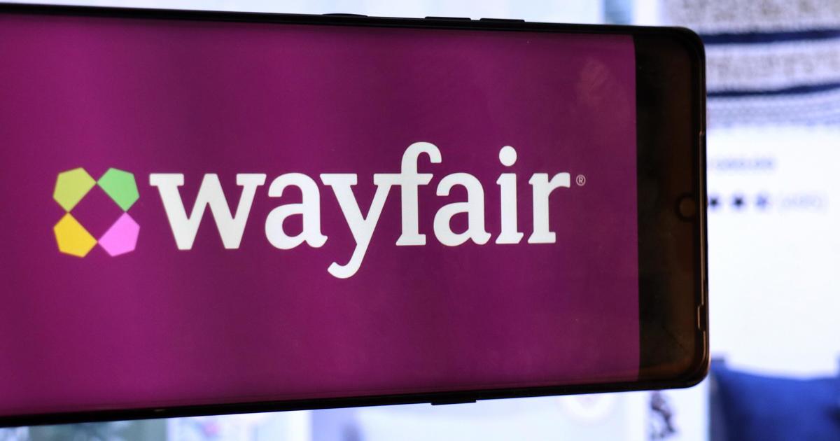 Wayfair съкращава 13% от служителите си, след като главният изпълнителен директор казва, че е „прекалил с наемането“