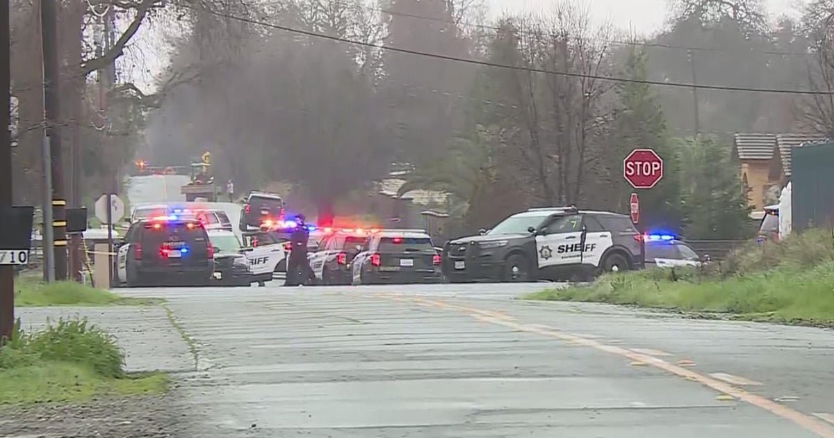 Carjacking suspect arrested after hours-long standoff at Rio Linda home