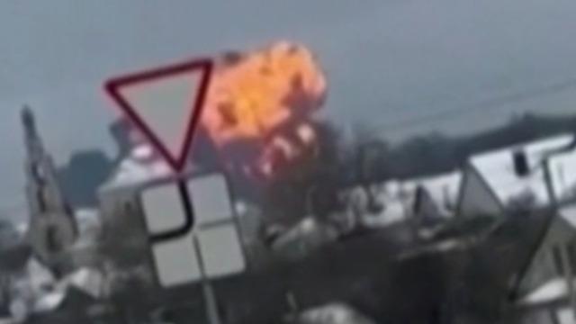 cbsn-fusion-russian-military-plane-crashes-near-ukraine-border-thumbnail-2625954-640x360.jpg 