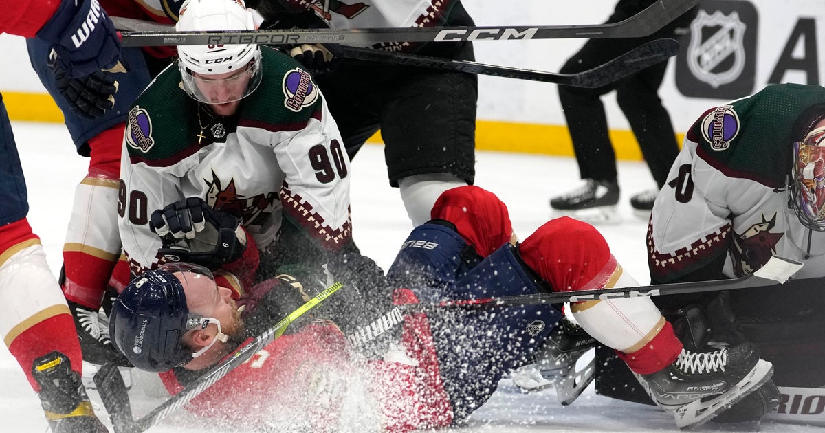 Matthew Tkachuk scores two targets and the Panthers defeat the Coyotes 6-2 Matthew Tkachuk scores two targets and the Panthers defeat the Coyotes 6-2