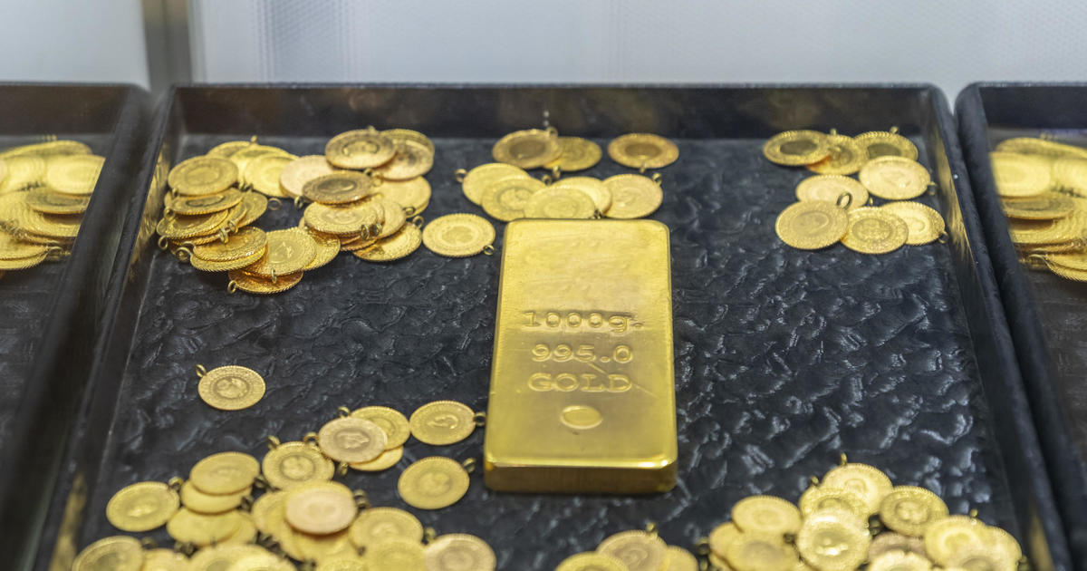 Златото по-евтино ли е, когато купувате повече от него?