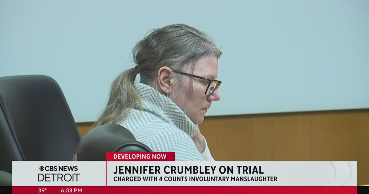 First day of testimony concludes in trial of Jennifer Crumbley, mother ...