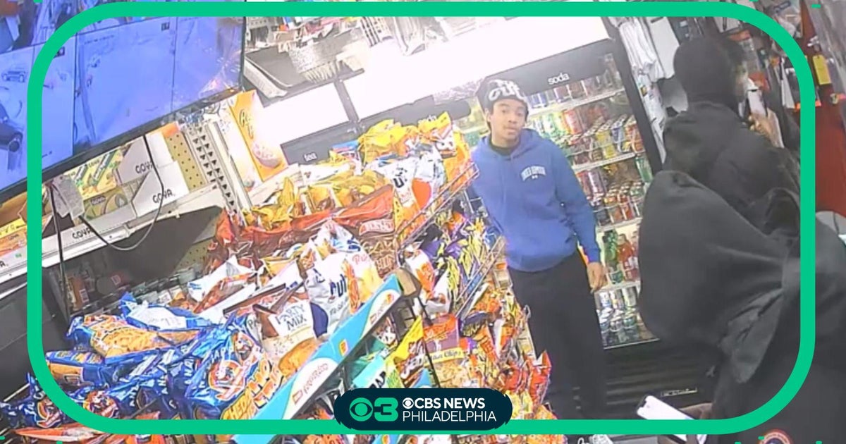 New video shows escaped inmate Shane Pryor in Philadelphia corner store ...