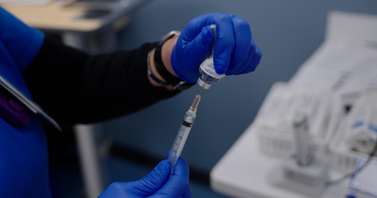CBS Information Miami looks at South Florida college vaccination prices, overall health worries